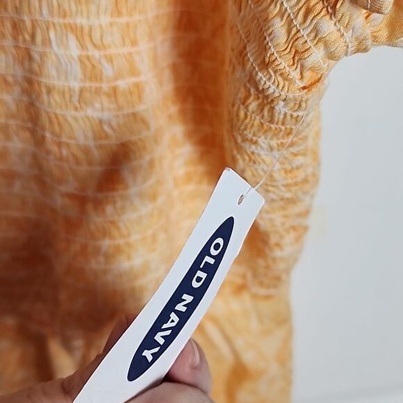 Old Navy Smocked Tank, NWT, XL - Picture 4 of 7